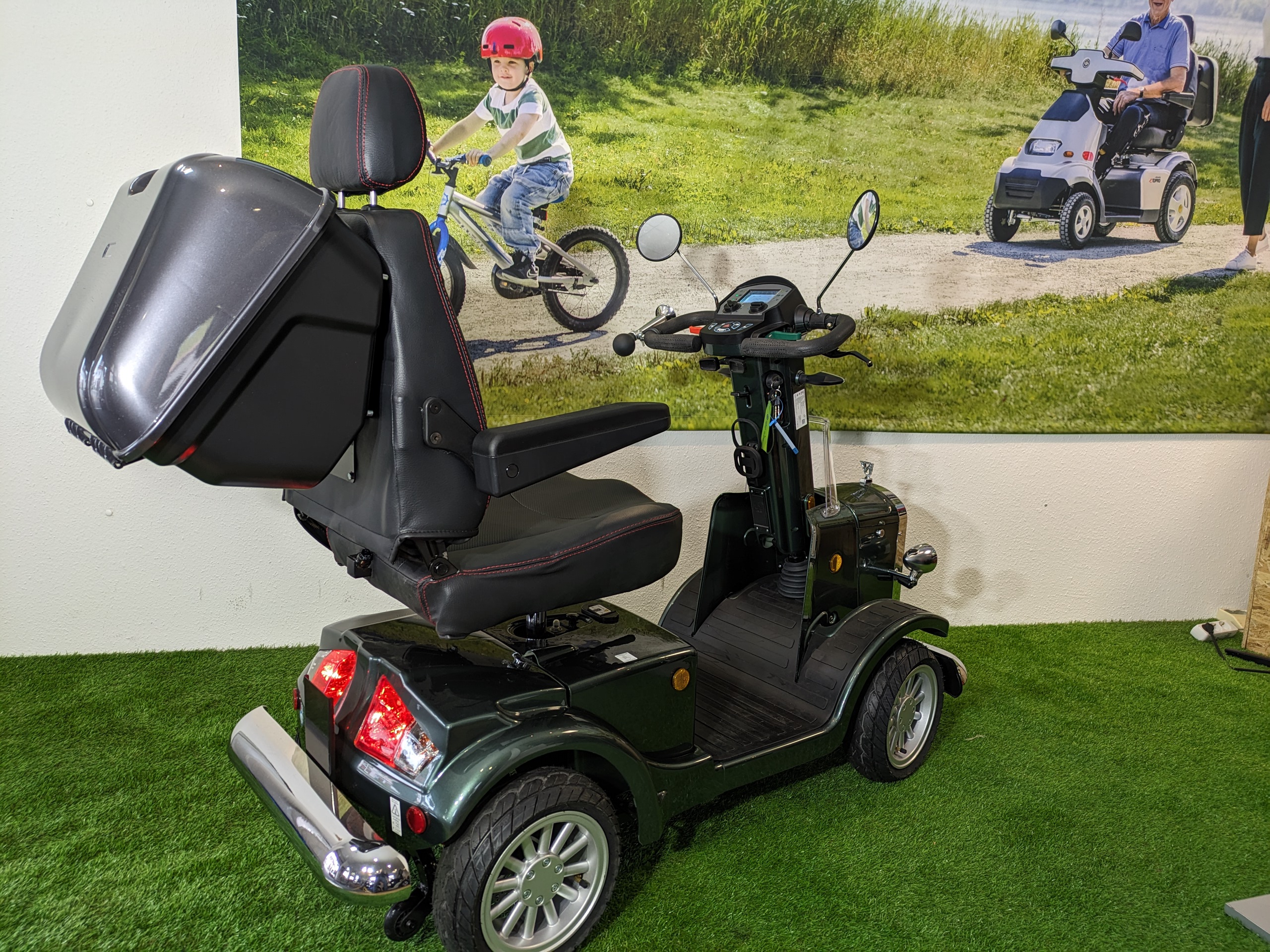 15 km/h - Neumobil-Ausstellungsobjekt